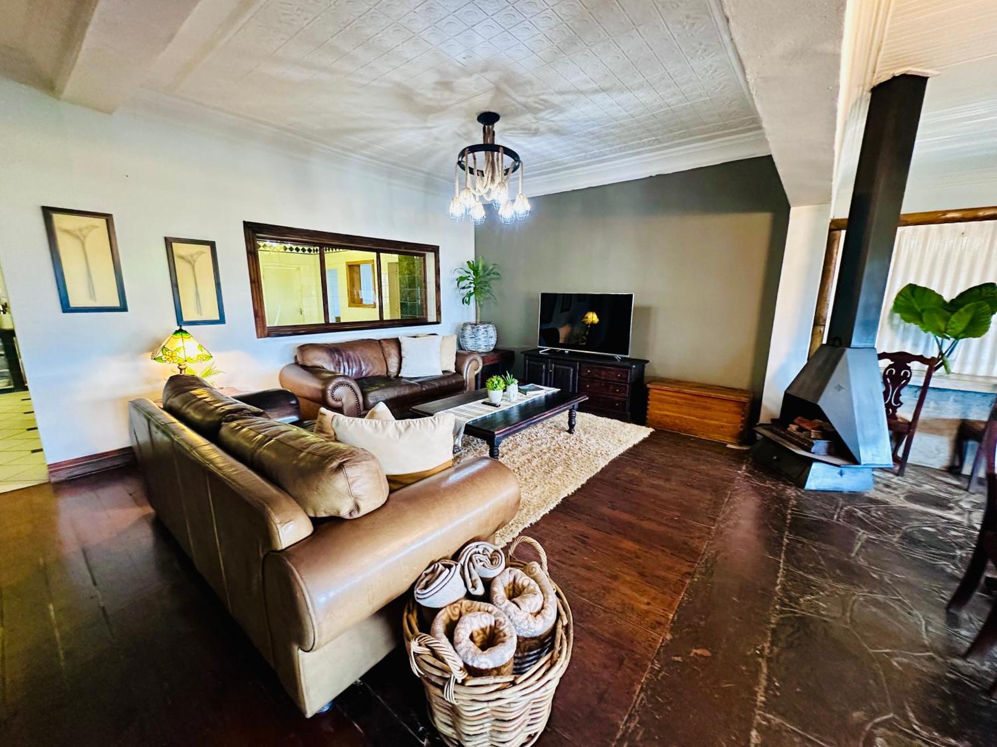 49Onmain Self Catering Holiday Home Sabie Kültér fotó